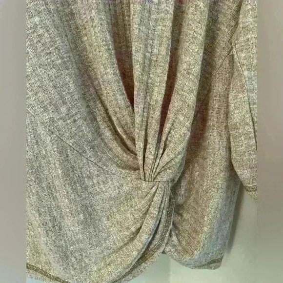 Anthropologie Front Knot Shirt Size Med Oatmeal Color - Picture 3 of 8